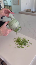 Cortador de Verduras Eléctrico Multifunción 4 en 1